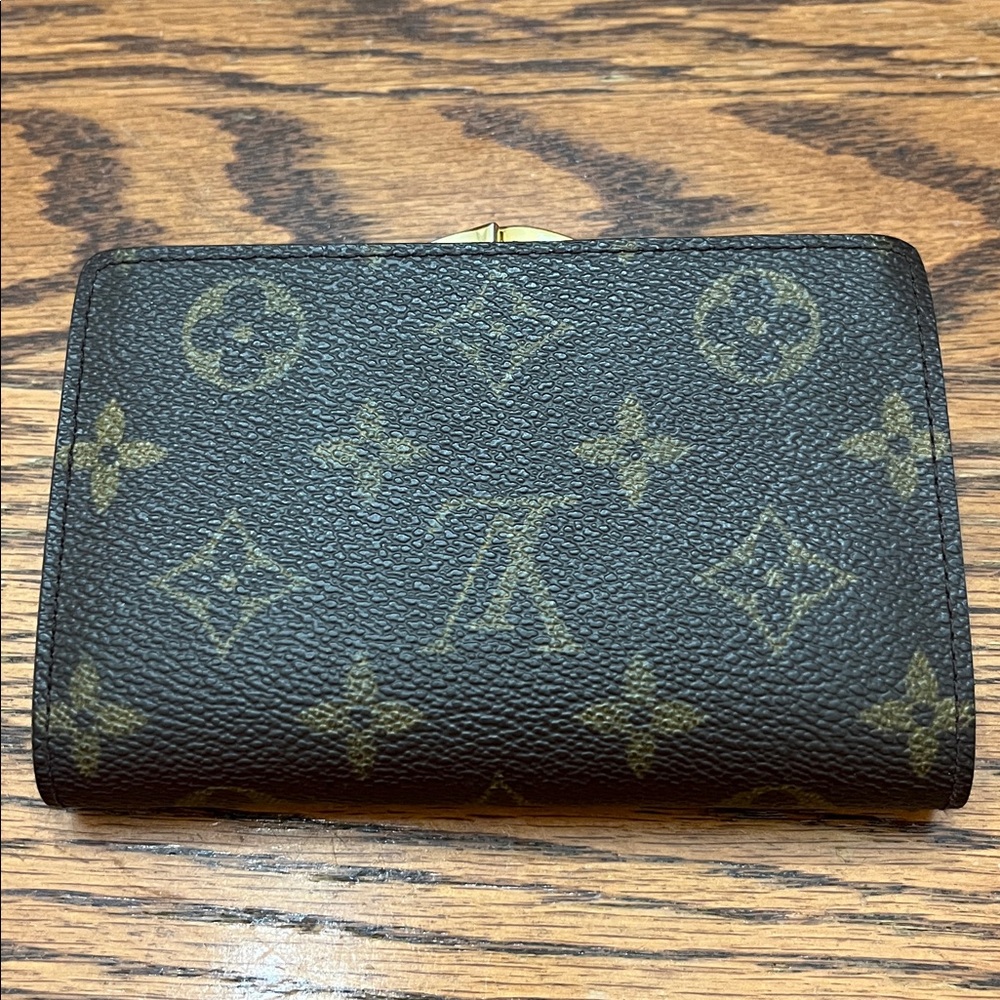 Louis Vuitton Monogram Portefeuille Viennois - Picture 2 of 12